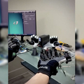 Manus VR数据手套动作捕捉AI训练灵巧手
